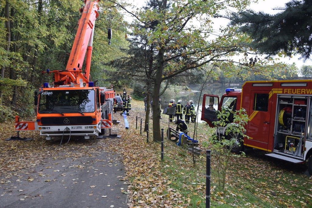 Einsatz BF Koeln PKW im See Koeln Esch P182.JPG - Miklos Laubert